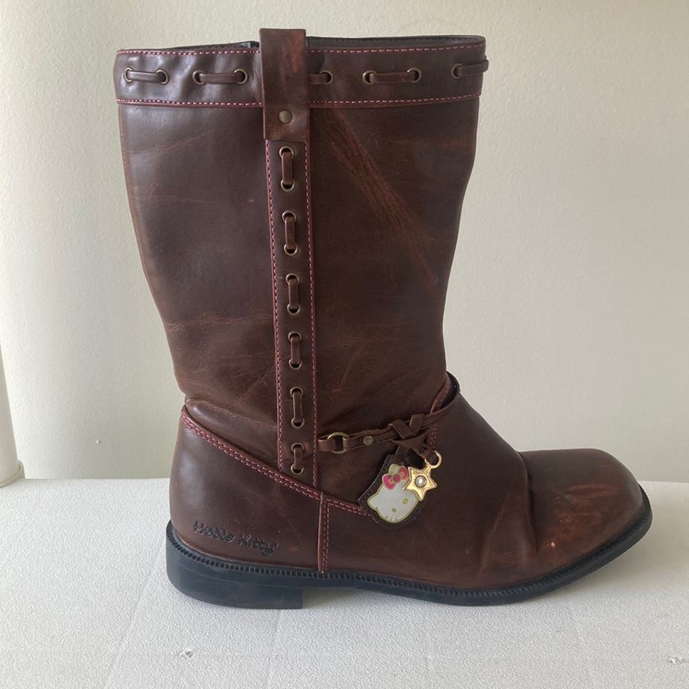 Hello Kitty “Charmmy” Sanrio Brown Boots With Dangling Charm Sz 3 M
